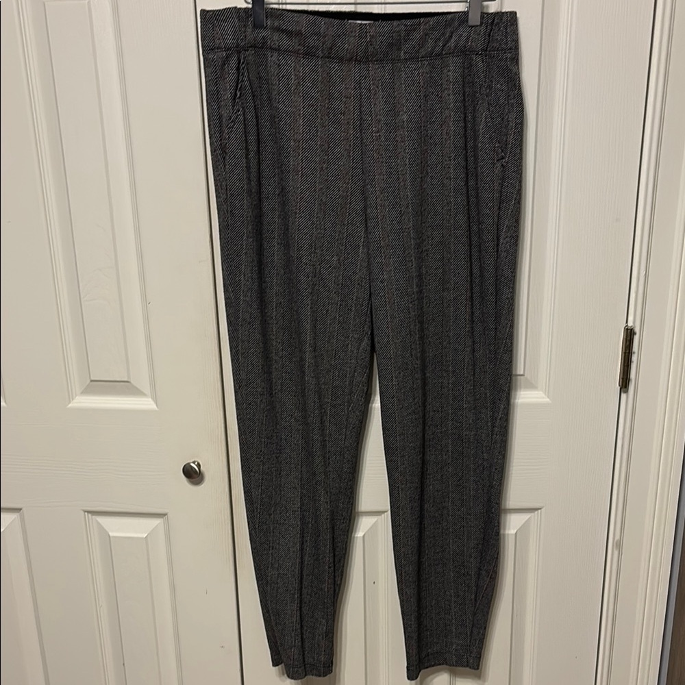Max Studio Plus Herringbone Slim Trouser